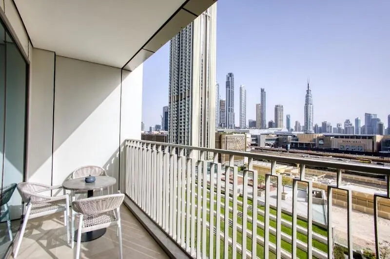 Elegant 2 Bedroom Burj Khalifa & Downtown Views Dubai Daire